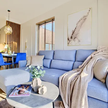 Good Pearl Let's Sea Baltic Park Διαμέρισμα Gąski